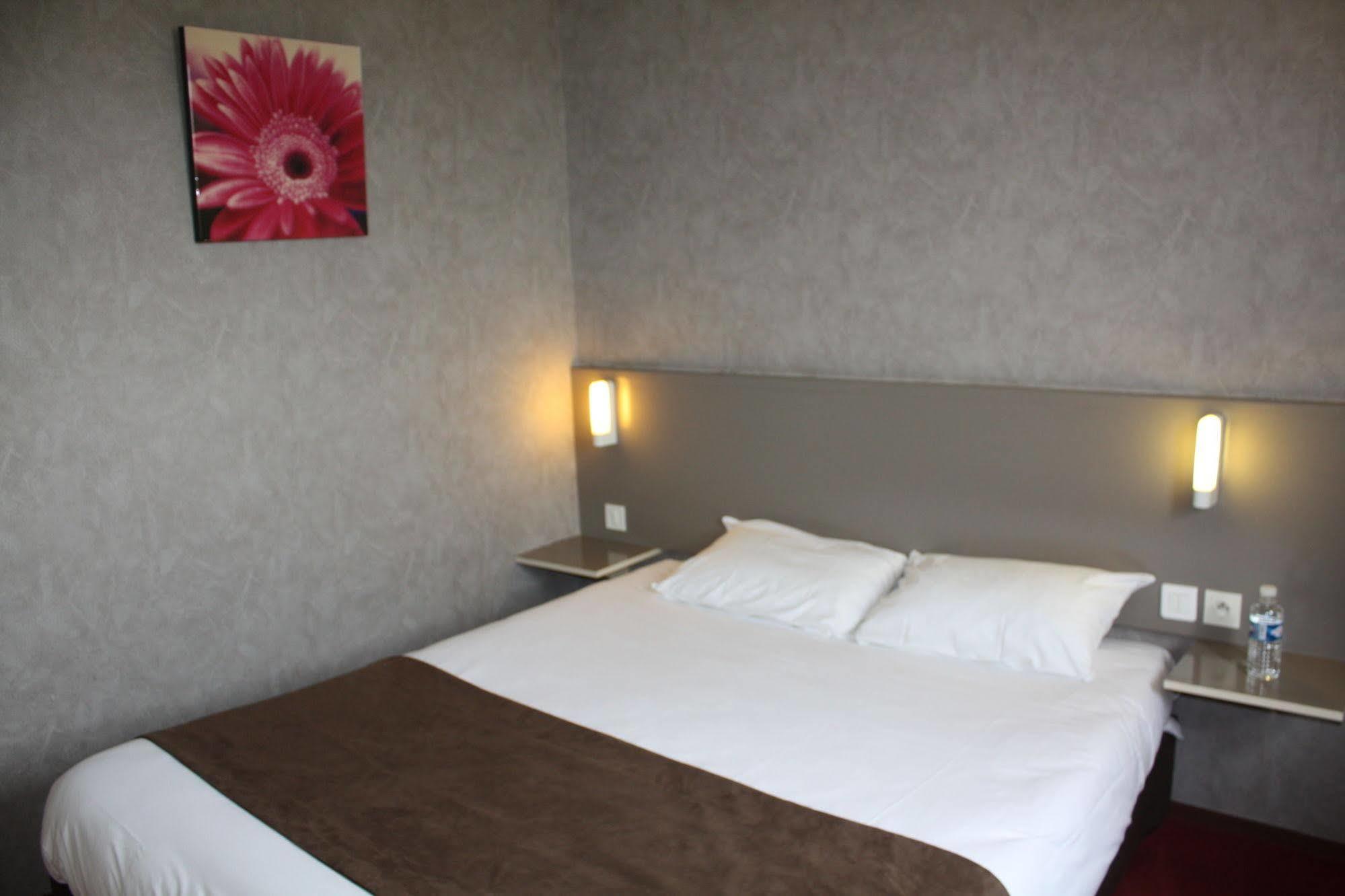 Brit Hotel 랑디비시오 외부 사진